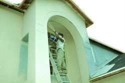 Spray bangunan dengan airless electric 695